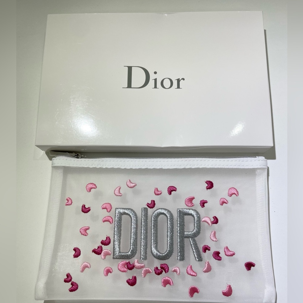 Dior beauty gift cosmetic bag - Picture 2 of 8